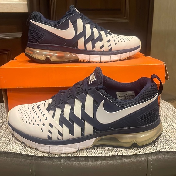 Men’s sz. 9 Nike Fingertrap Maxx - Picture 4 of 8